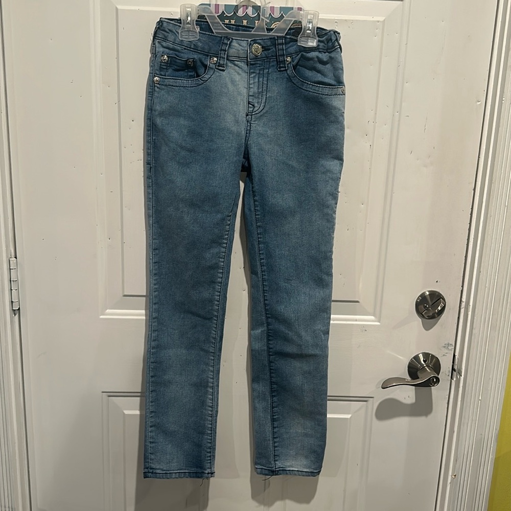 TRUE RELIGION
Geno relaxed slim-leg mid-rise denim jeans